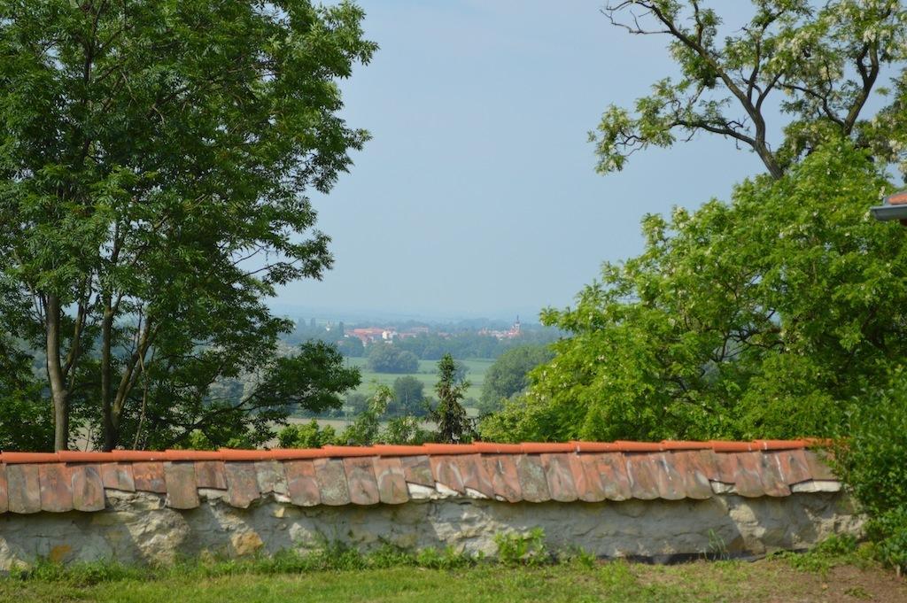 Hotel Stara Fara à Chržín Extérieur photo